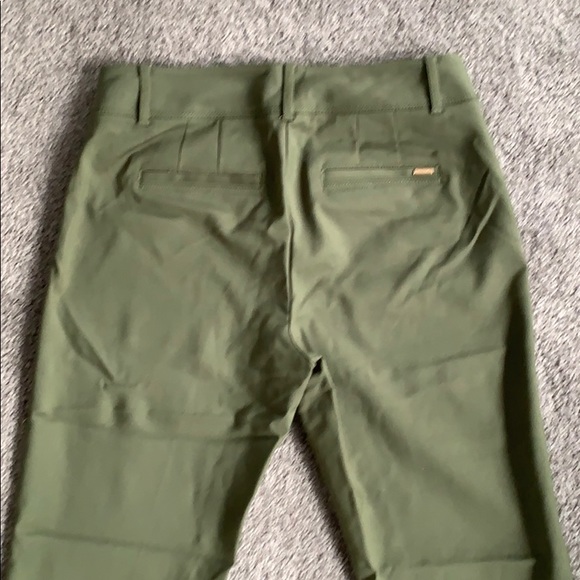 Olive soft White House Black Market dress pant - Picture 2 of 3